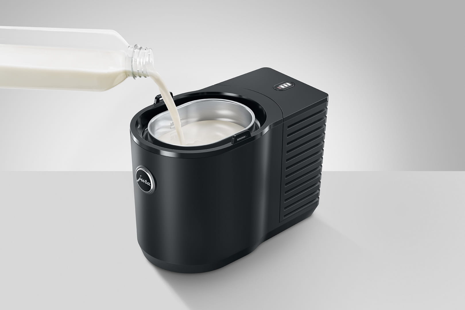 Milk Cooler - Cool Control 1l Black (EB)
